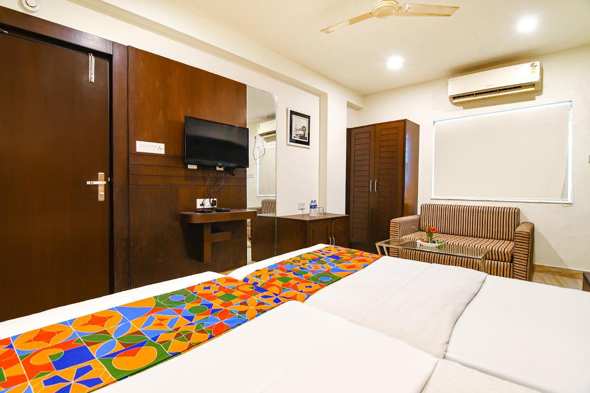 Fabhotel Prime Ivory Inn - Park Circus Calcutta Exterior foto